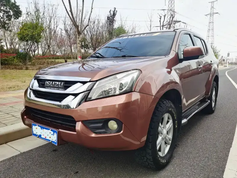 Isuzu MU-X, 2016