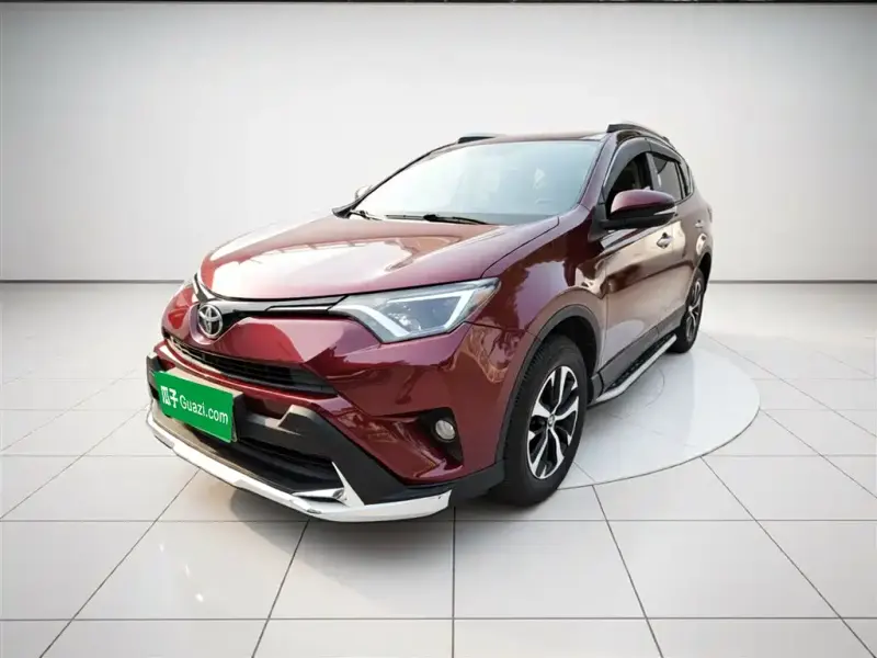 Toyota RAV4, 2018 — фото 1
