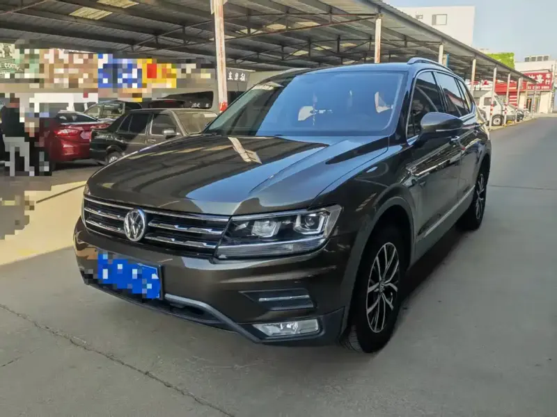 Volkswagen Tiguan L, 2018