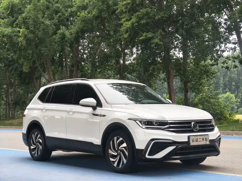 Volkswagen Tiguan L, 2022