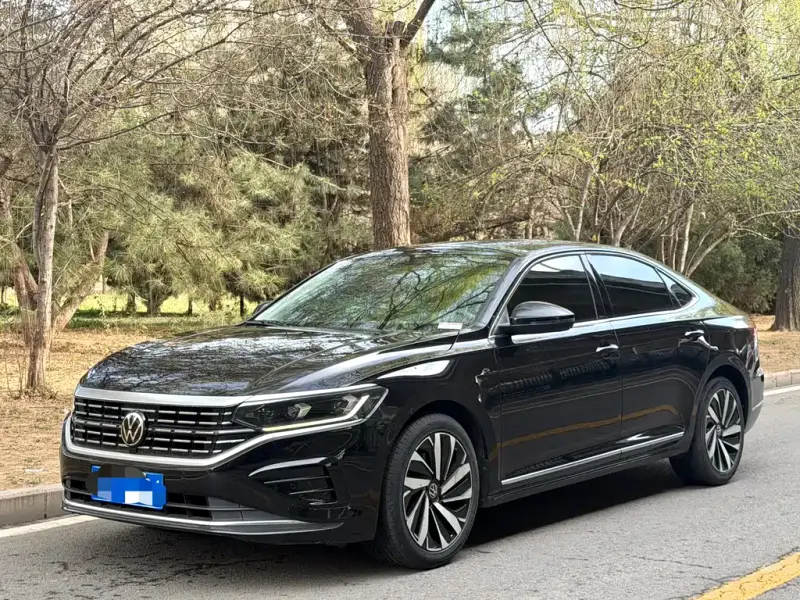 Volkswagen Passat, 2022
