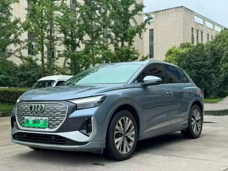 Audi Q4 e-tron, 2024