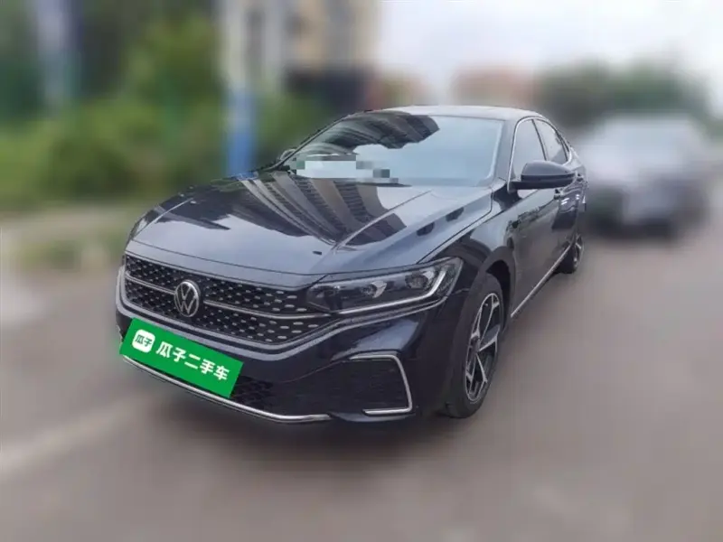 Volkswagen Passat, 2025