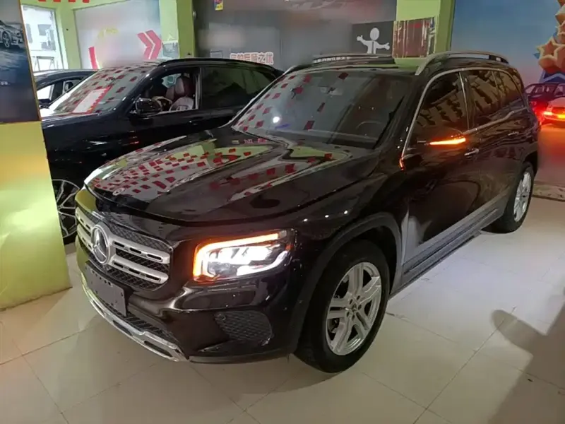 Mercedes-Benz GLB, 2023