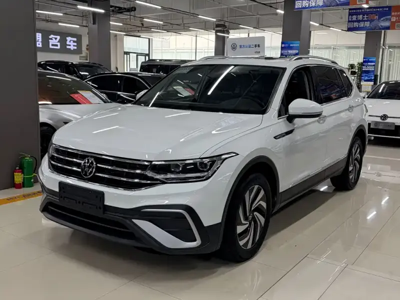 Volkswagen Tiguan L, 2023