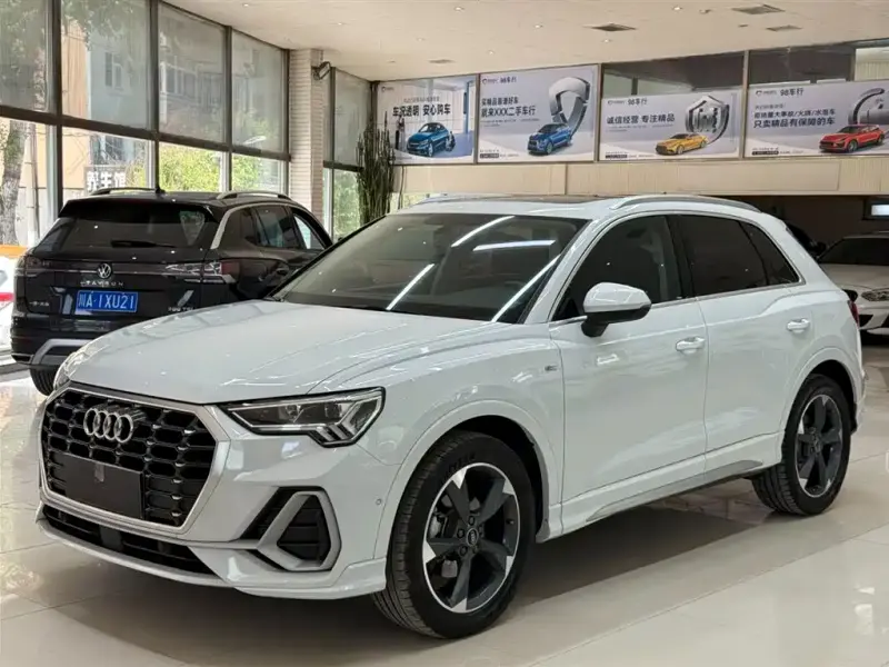 Audi Q3, 2023
