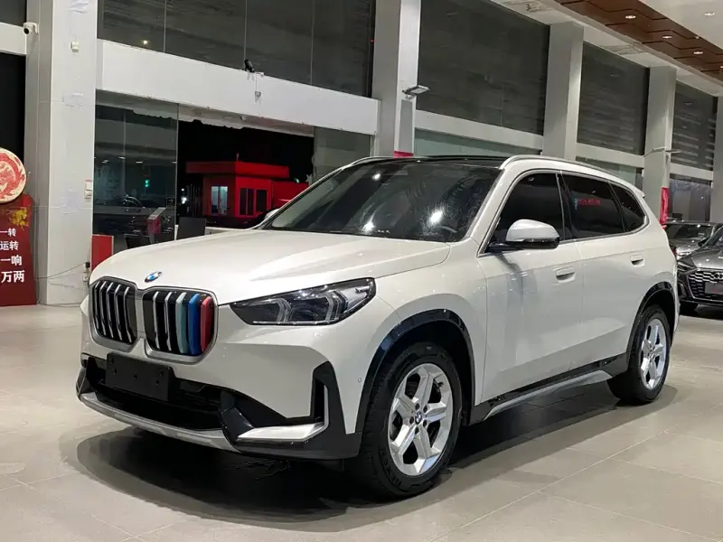 BMW X1, 2023 — фото 1