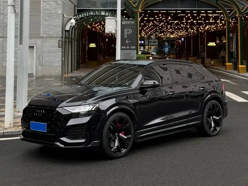 Audi RS Q8, 2021