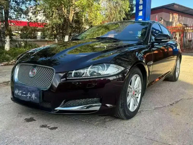 Jaguar XF, 2015