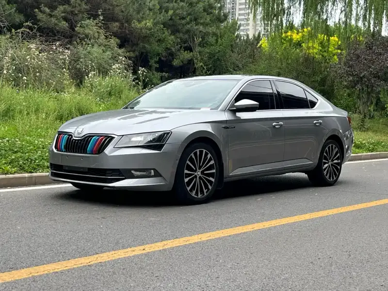Skoda Superb, 2015