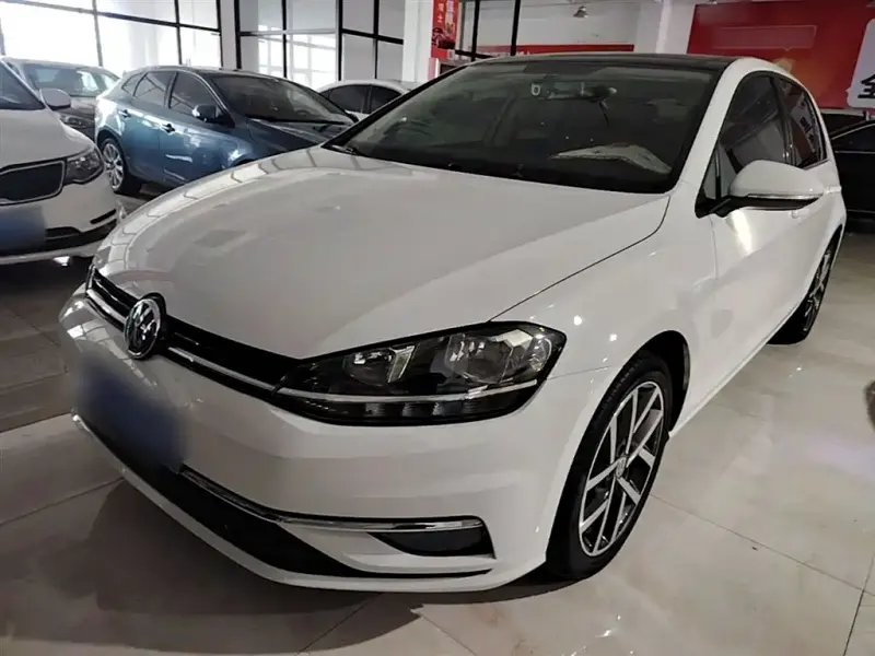 Volkswagen Golf, 2020