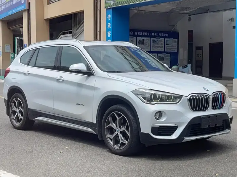 BMW X1, 2017 — фото 1