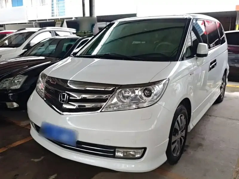 Honda Elysion, 2014