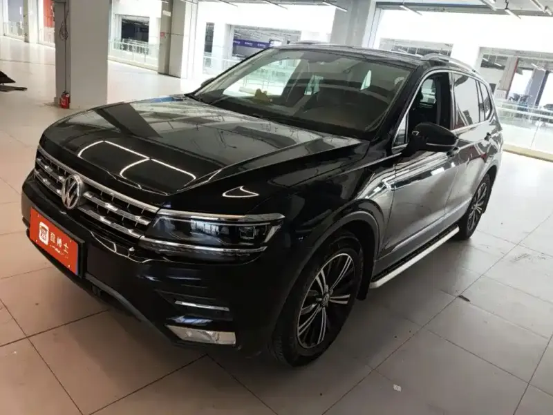 Volkswagen Tiguan L, 2017