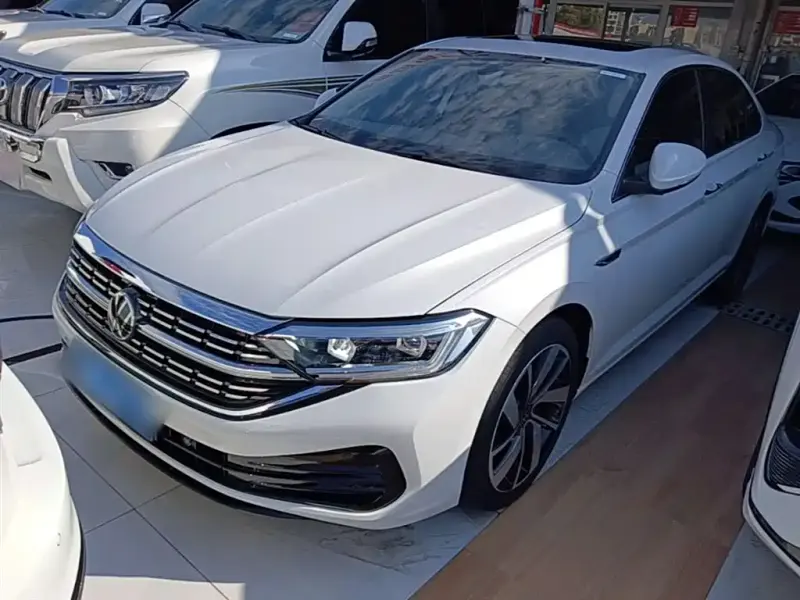 Volkswagen Sagitar, 2023