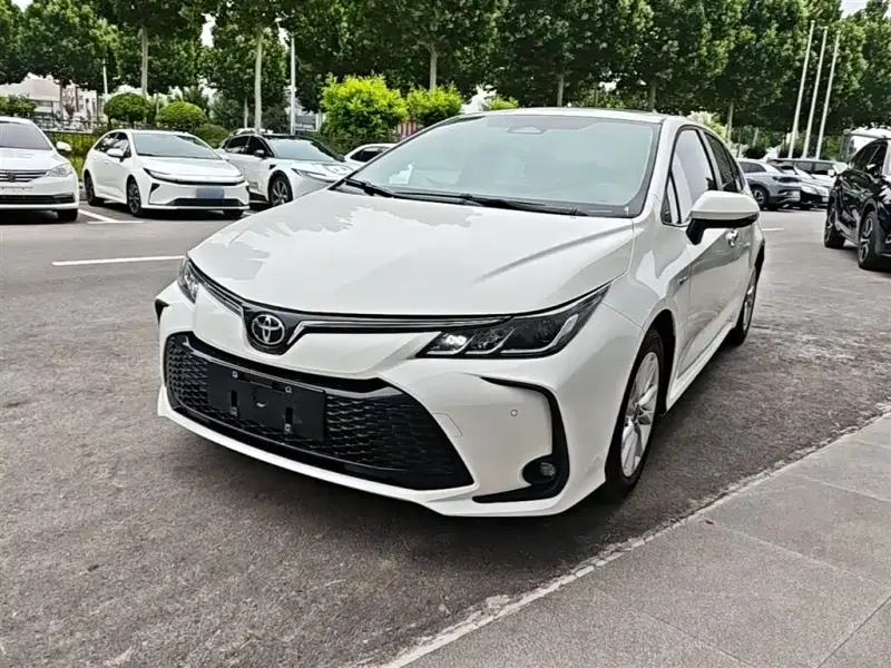 Toyota Corolla, 2025 — фото 1