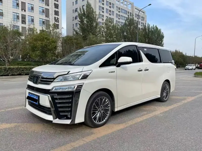 Toyota Vellfire, 2022 — фото 1