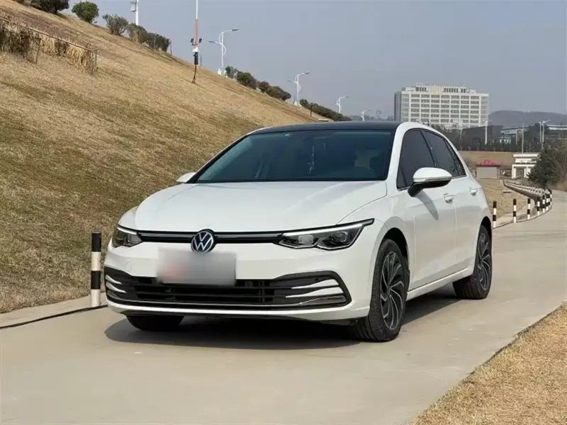 Volkswagen Golf, 2021