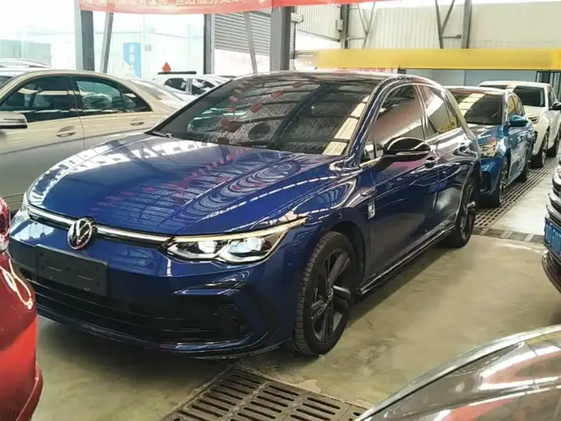 Volkswagen Golf, 2021