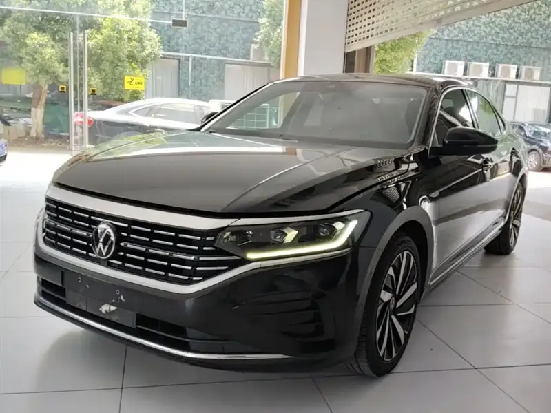 Volkswagen Passat, 2022