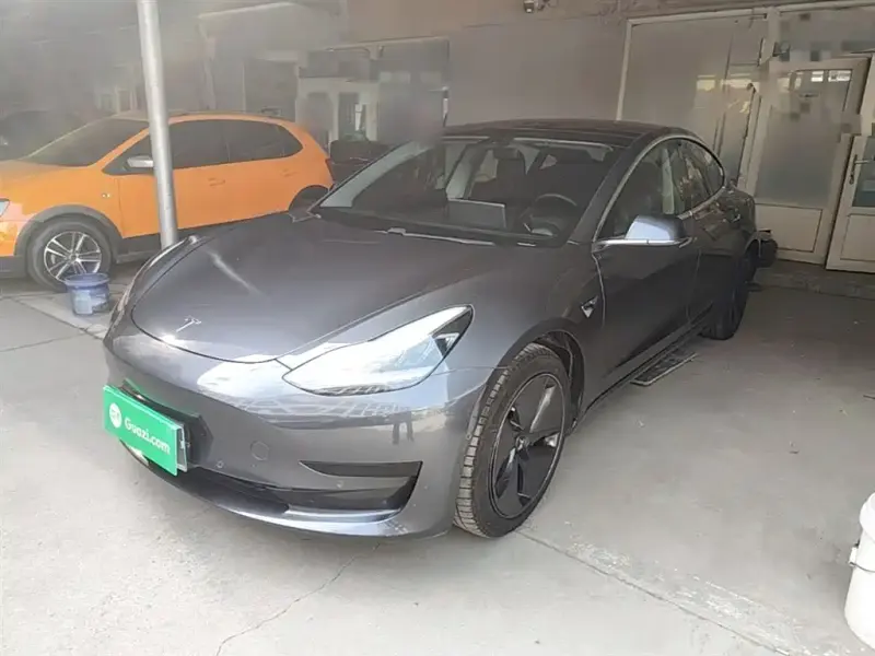 Tesla Model 3, 2020