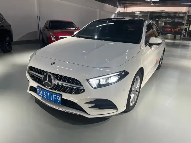 Mercedes-Benz A-Class, 2022 — фото 1