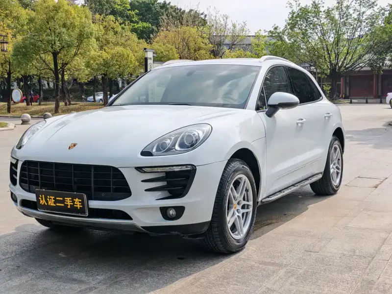 Porsche Macan, 2016