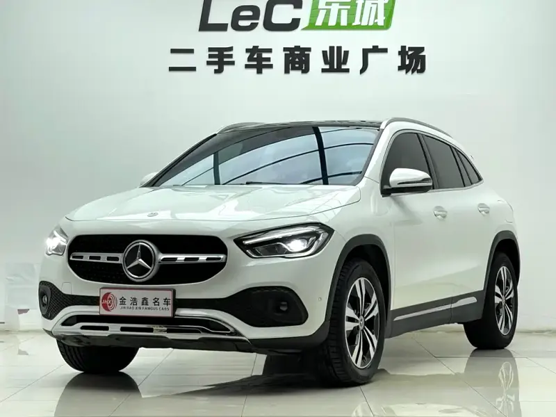 Mercedes-Benz GLA, 2021