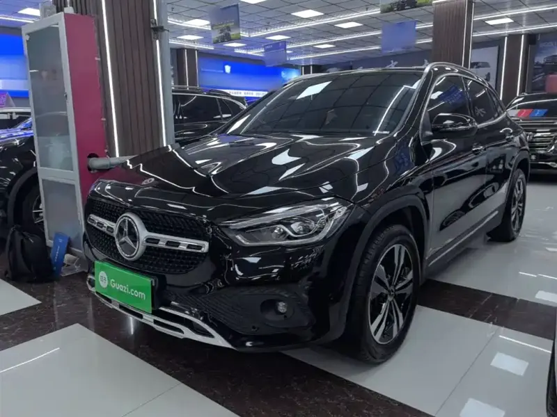 Mercedes-Benz GLA, 2022