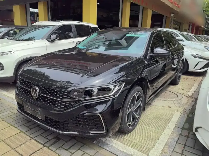 Volkswagen Passat, 2024