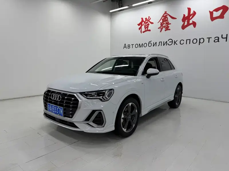 Audi Q3, 2022