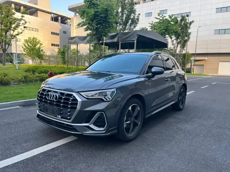 Audi Q3, 2022