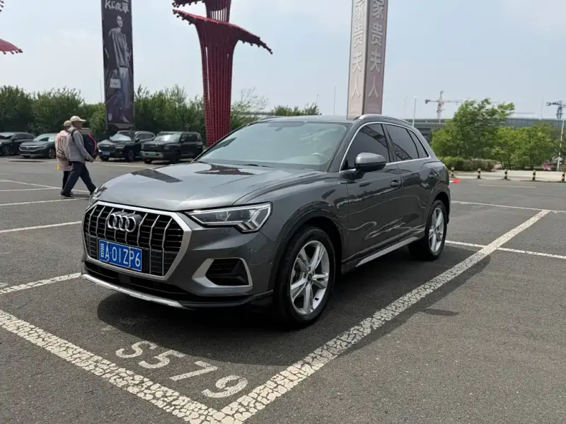 Audi Q3, 2022