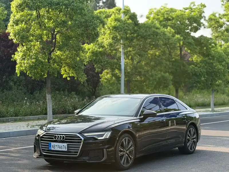 Audi A6L, 2021