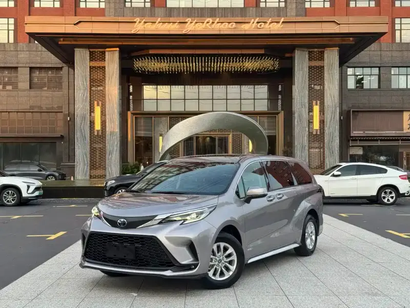 Toyota Granvia, 2024