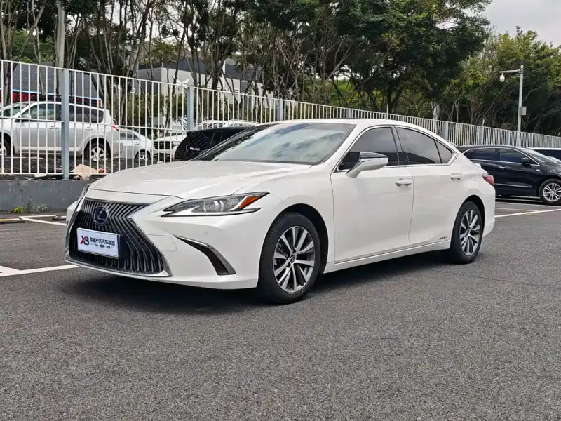 Lexus ES, 2021 — фото 1