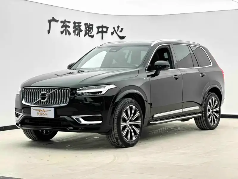 Volvo XC90, 2022