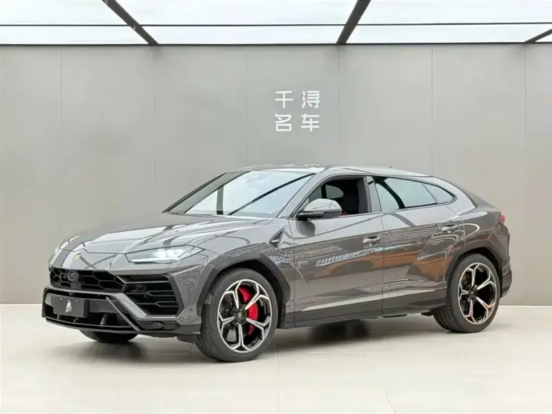 Lamborghini Urus, 2022