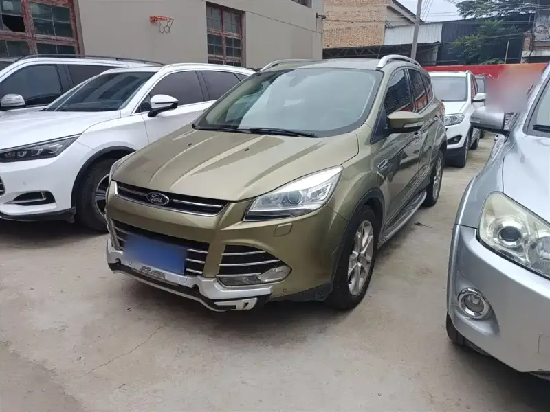 Ford Kuga, 2014