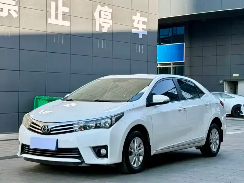 Toyota Corolla, 2016 — фото 1