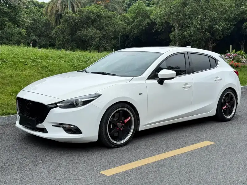 Mazda 3 Axela, 2019 — фото 1