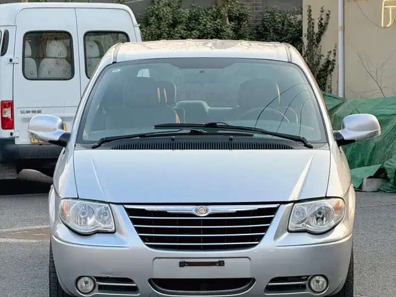 Chrysler Grand Voyager, 2013