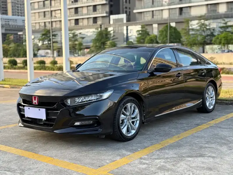 Honda Accord, 2018 — фото 1