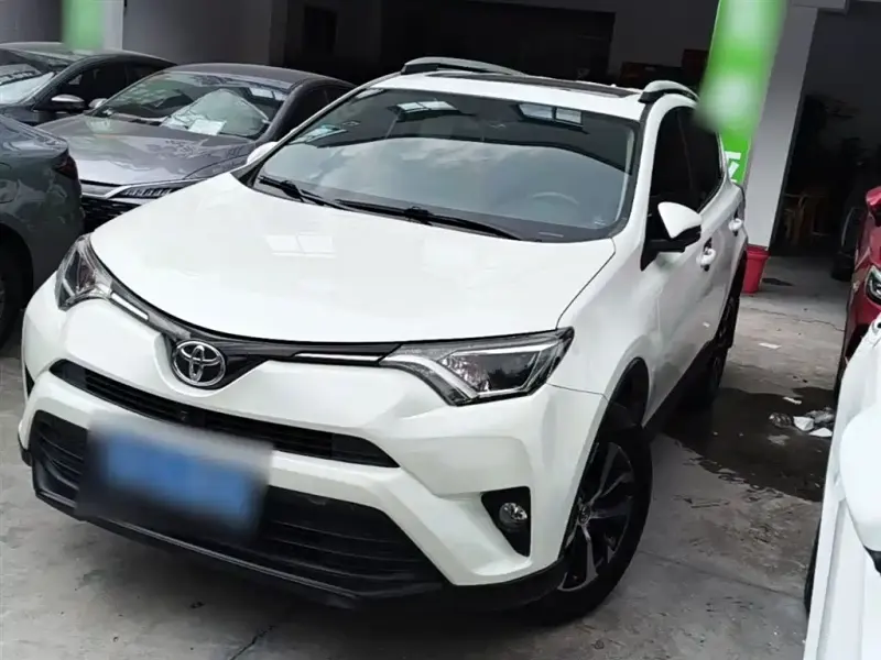 Toyota RAV4, 2019 — фото 1