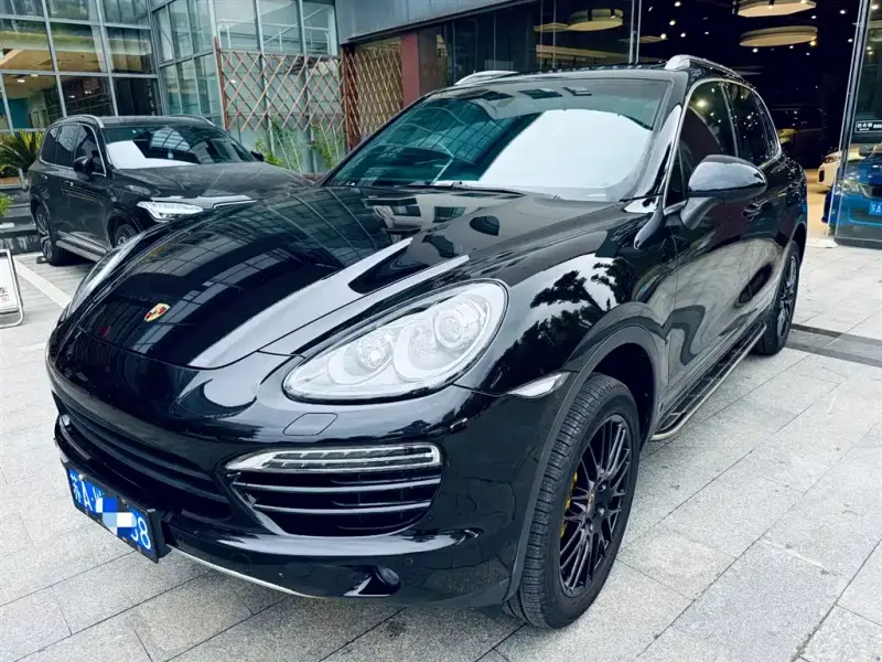 Porsche Cayenne, 2012