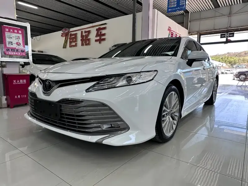 Toyota Camry, 2018
