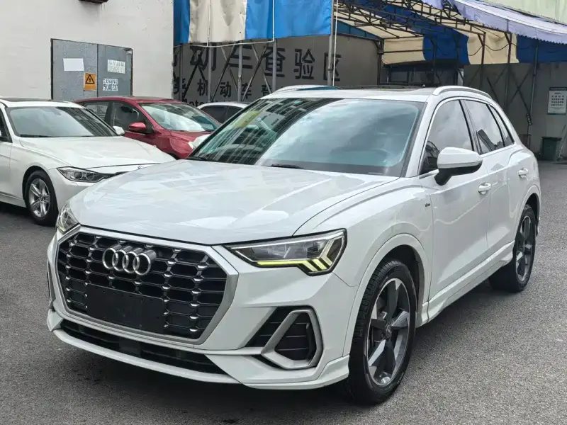 Audi Q3, 2020