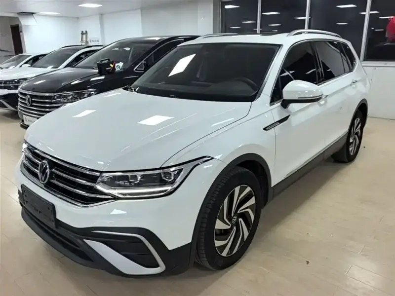 Volkswagen Tiguan L, 2022
