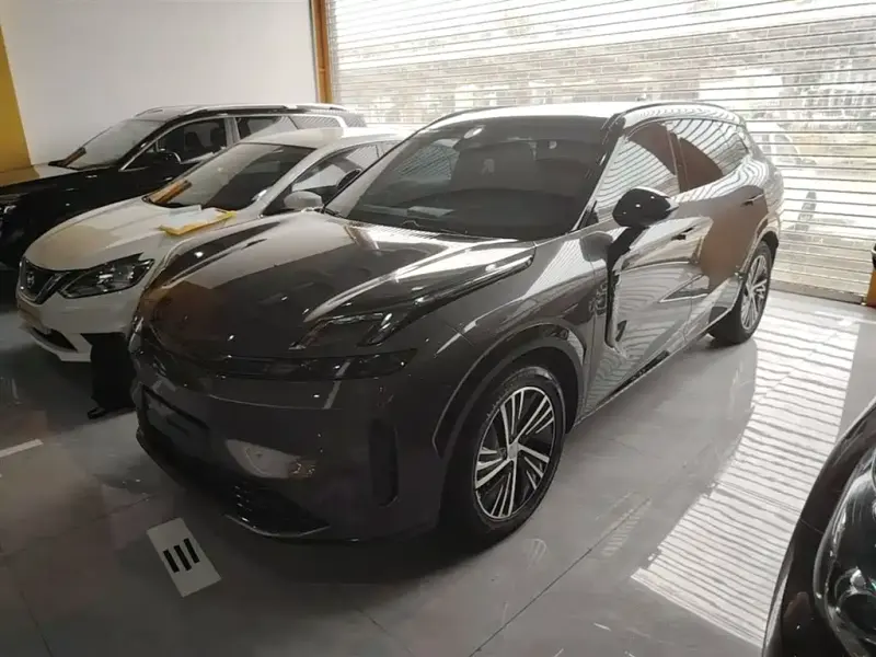 Lynk & Co 08 EM-P, 2024