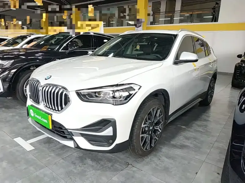 BMW X1, 2022 — фото 1